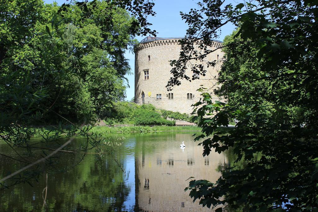Ferienwohnungen Burg Im Zwinger Гослар Экстерьер фото